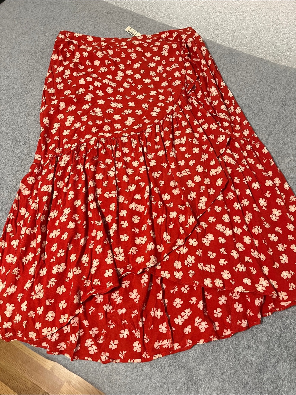 Madewell Midi Faux Wrap Skirt Size 14 Red Coastal - Picture 9 of 9
